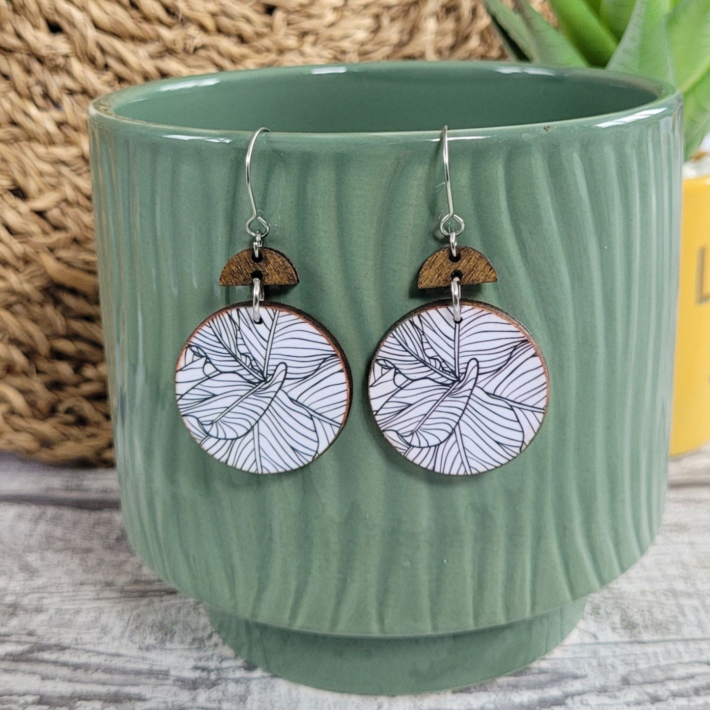 Lightweight Abstract Leaf Earrings