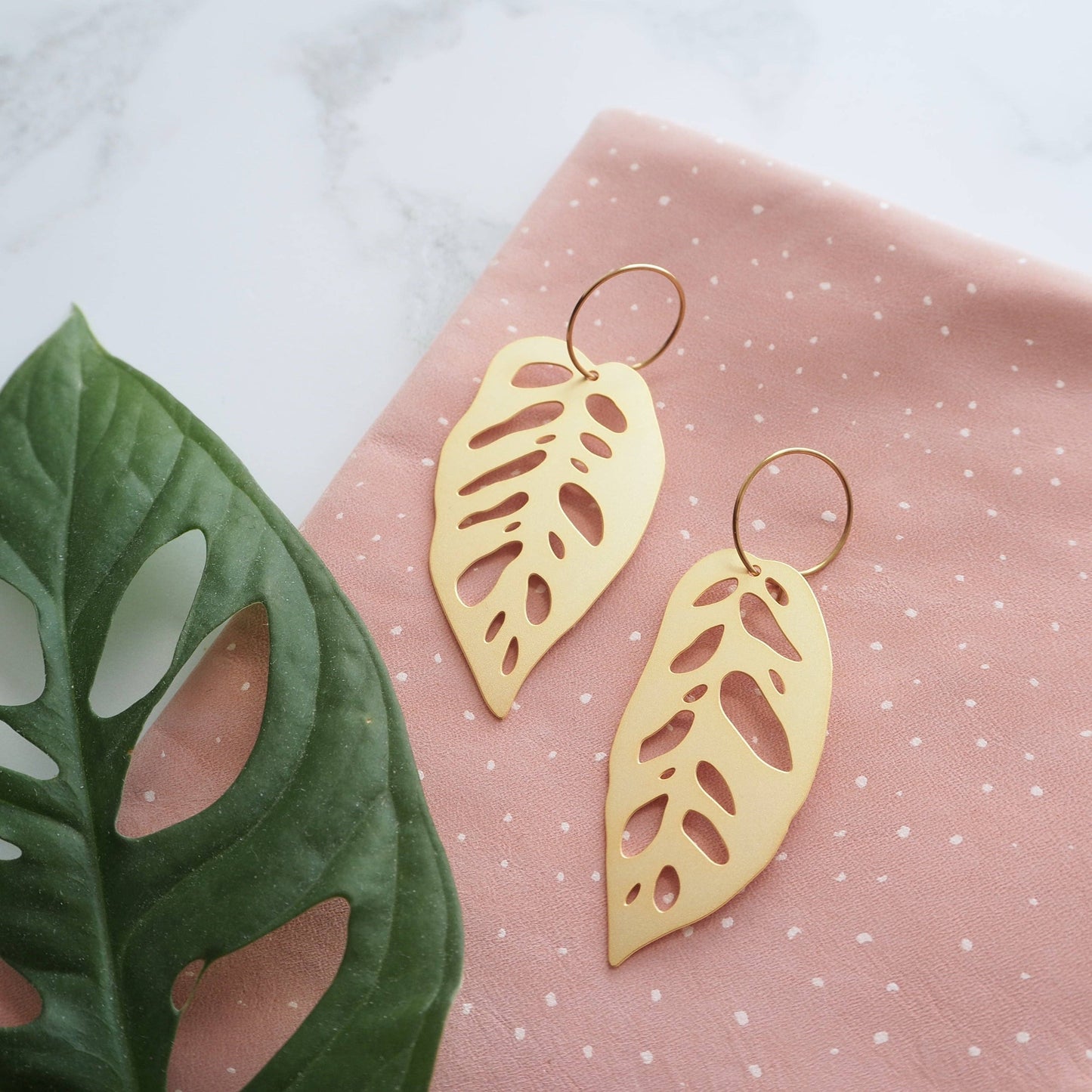 Gold Monstera Obliqua Hoop Earrings