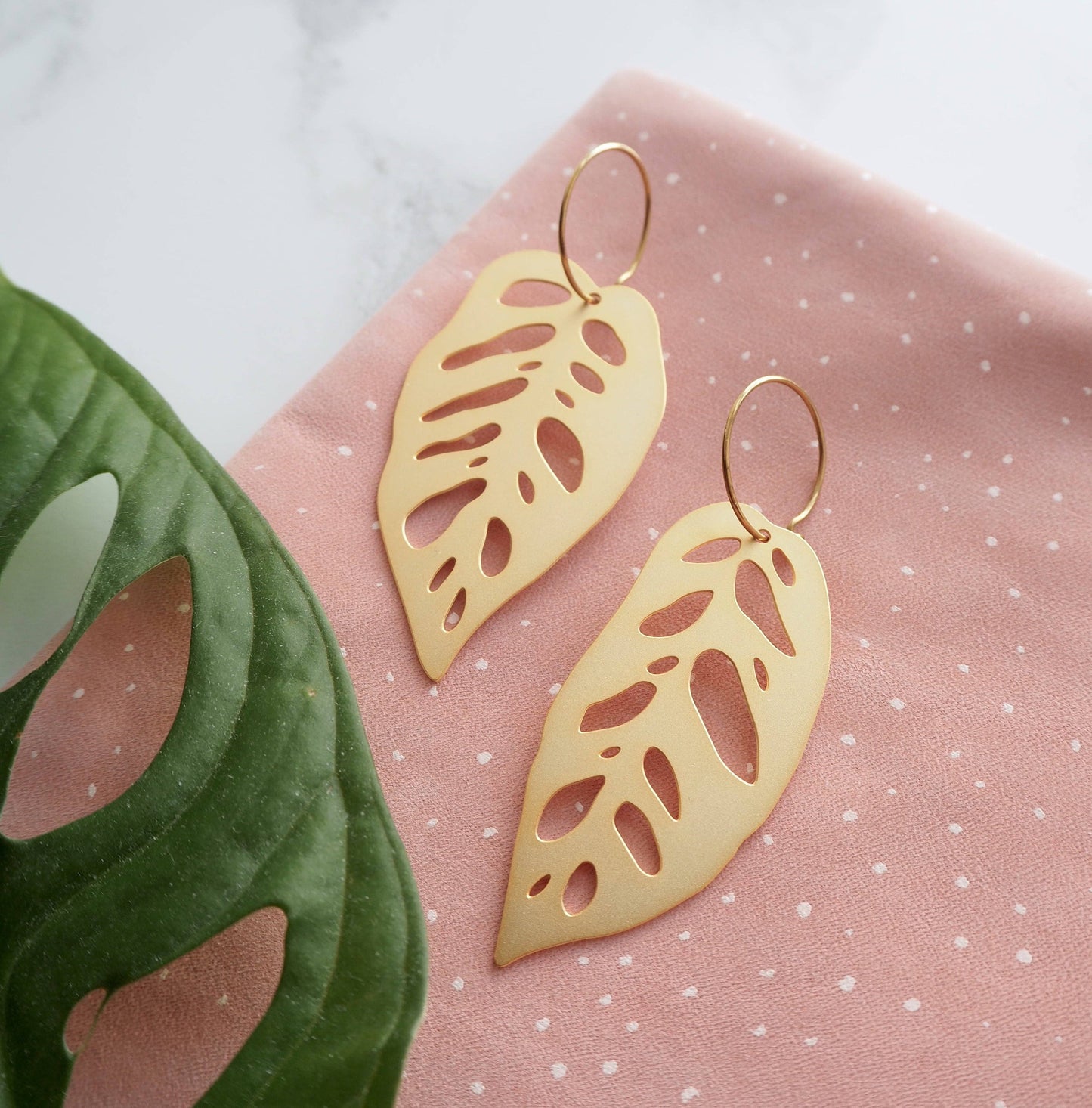 Gold Monstera Obliqua Hoop Earrings